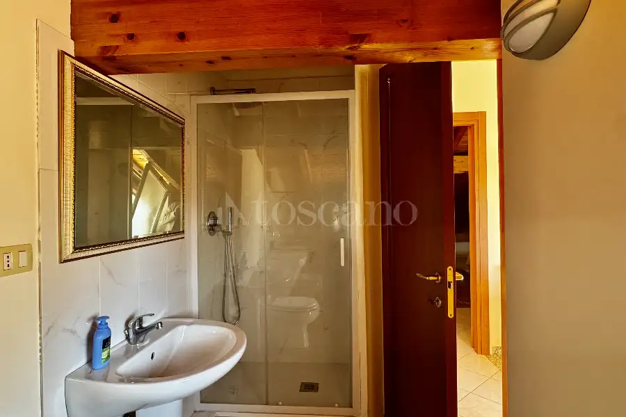 Villa Bifamiliare in vendita di 160 mq a €598.000 (rif. 156/2026)