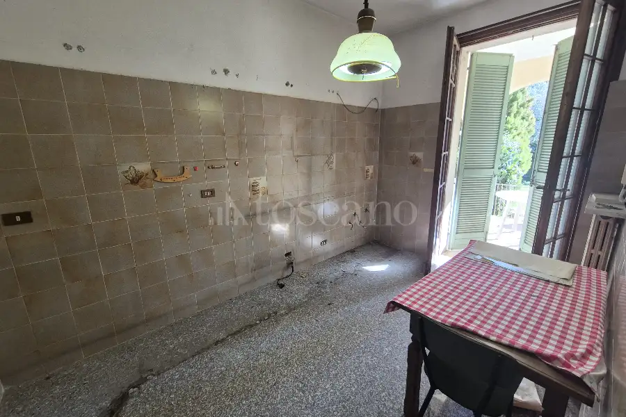 Villa in vendita di 330 mq trattativa riservata (rif. 3/2026)