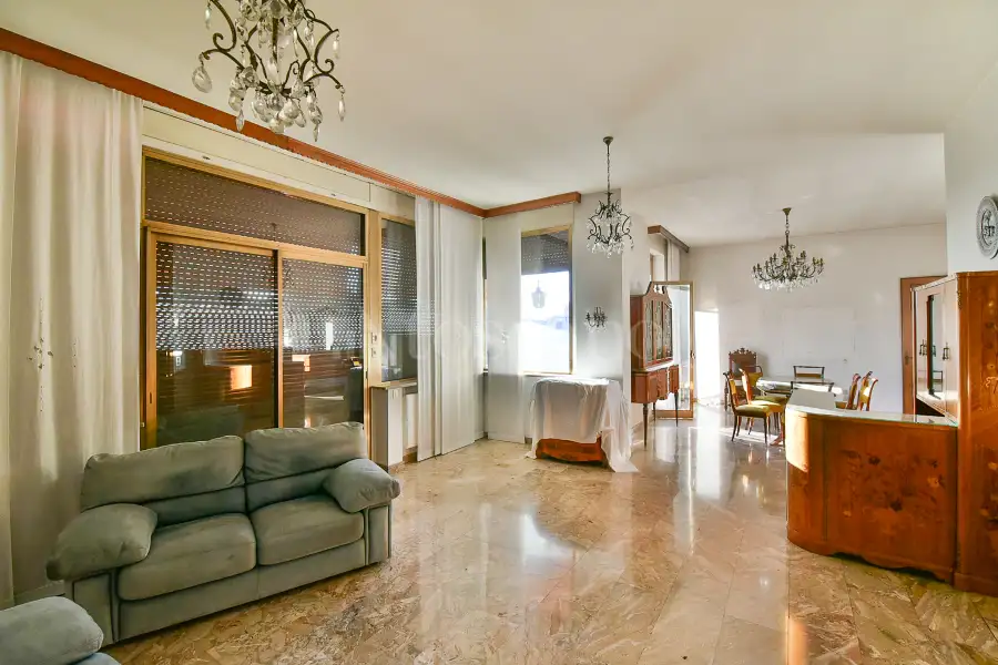 Villa in vendita di 370 mq a €525.000 (rif. 54/2025)