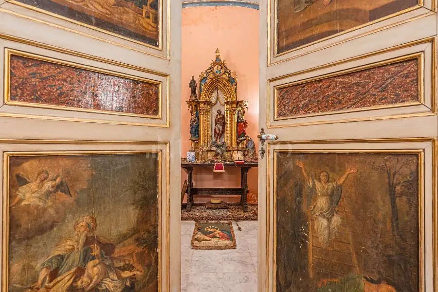 Villa in vendita di 1.200 mq a €4.250.000 (rif. 61/2026)