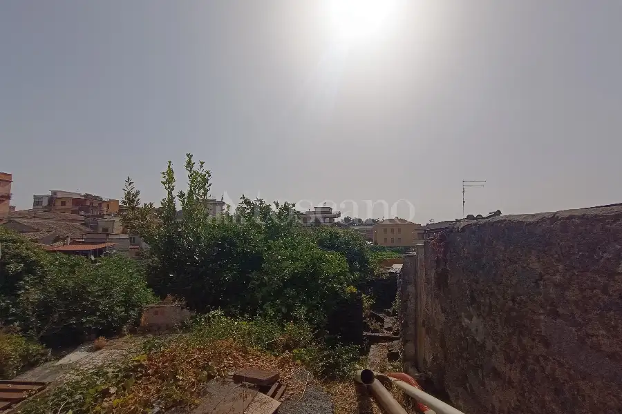 Palazzo in vendita di 200 mq a €148.000 (rif. 135/2026)