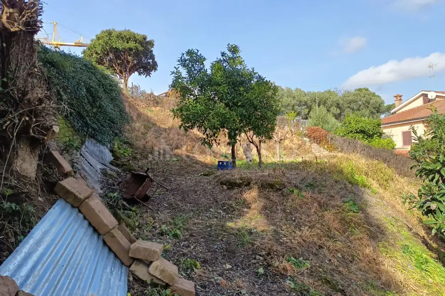 Edificabile Residenziali in vendita di 594 mq a €99.000 (rif. 9/2025)