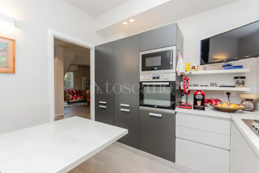 Villa in vendita di 250 mq a €1.490.000 (rif. 19/2025)
