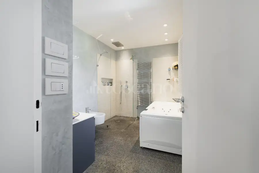 Casa in vendita di 110 mq a €890.000 (rif. 27/2025)