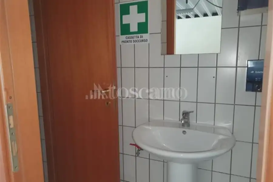 Negozio in vendita di 100 mq a €145.000 (rif. 108/2024)