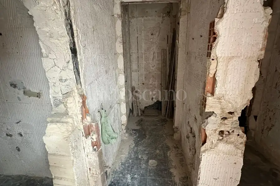 Negozio in vendita di 225 mq a €350.000 (rif. 51/2026)