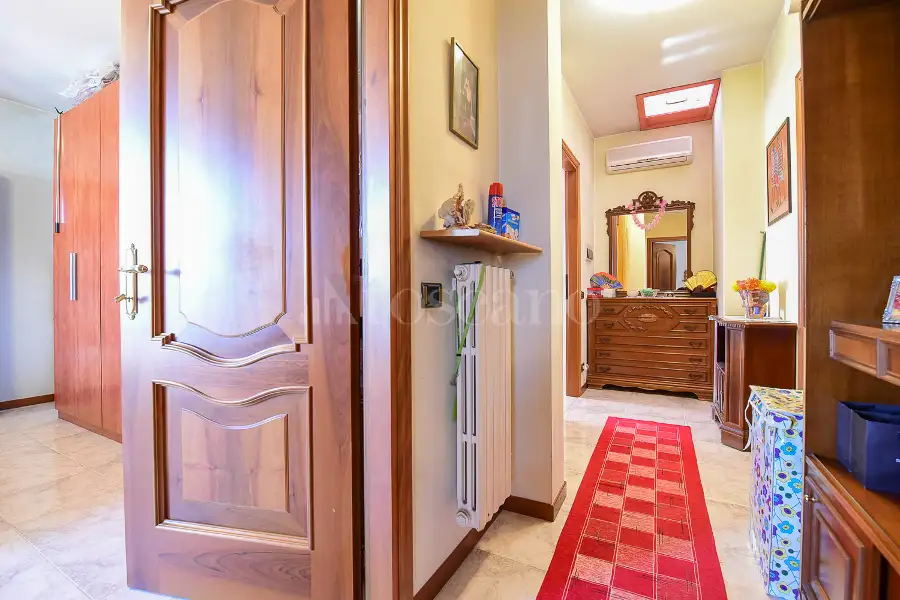 Villa in vendita di 300 mq a €390.000 (rif. 4/2026)