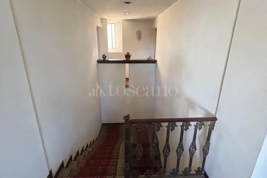 Casa Indipendente in vendita di 400 mq a €398.000 (rif. 1/2025)