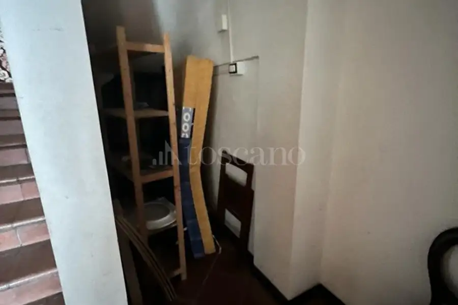 Villa in vendita di 400 mq a €399.000 (rif. 3/2024)