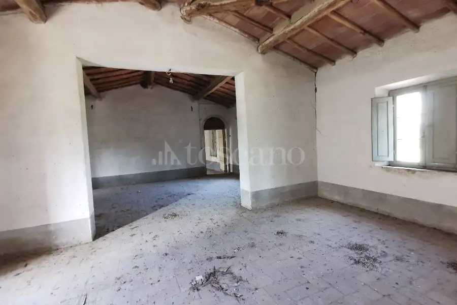Casale in vendita di 900 mq a €850.000 (rif. 53/2022)