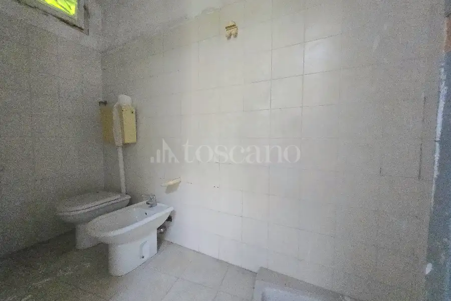 Casa Indipendente in vendita di 350 mq a €163.000 (rif. 30/2025)