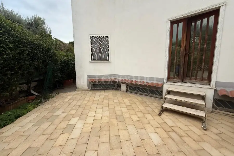 Villa Bifamiliare in vendita di 354 mq a €799.000 (rif. 13/2025)
