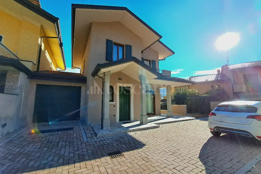 Villa in vendita di 250 mq a €549.000 (rif. 73/2025)