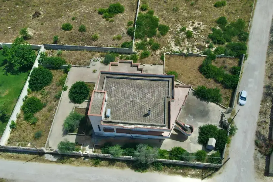 Villa in vendita di 600 mq a €210.000 (rif. 53/2024)