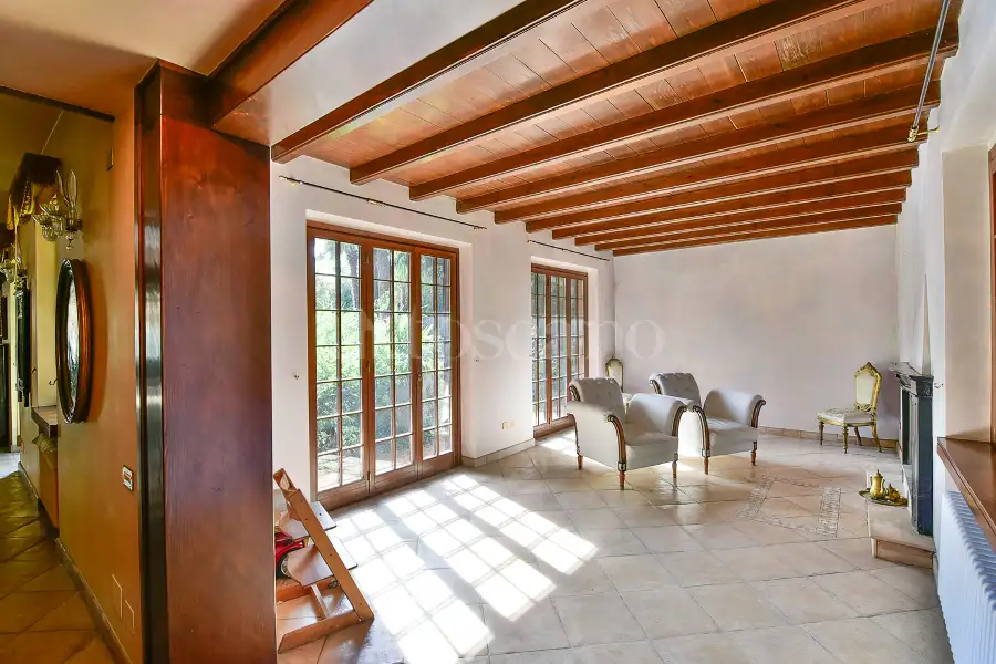 Villa in vendita di 320 mq a €630.000 (rif. 53/2026)