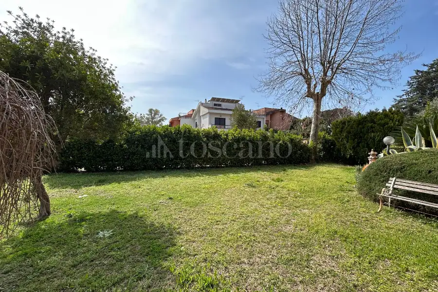 Villa in vendita di 210 mq a €489.000 (rif. 14/2026)