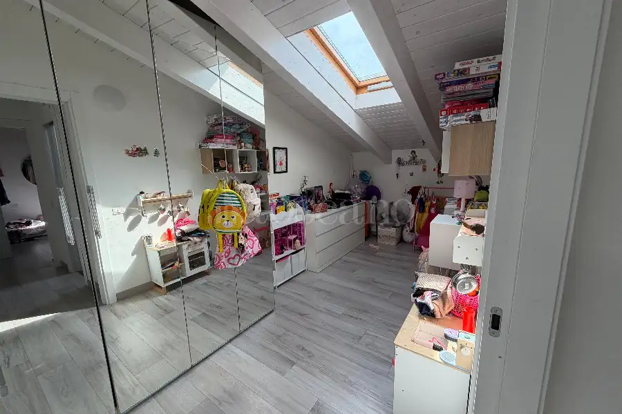 Casa in affitto di 90 mq a €1.400 (rif. 9/2026)