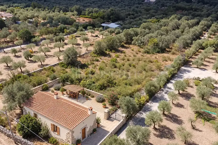 Casale in vendita di 120 mq a €85.000 (rif. 201/2026)