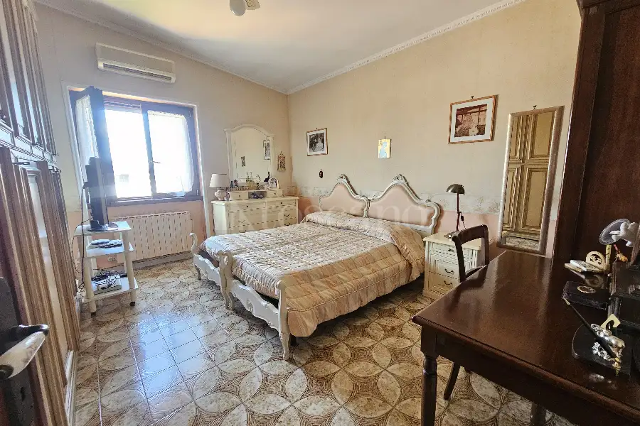 Villa Bifamiliare in vendita di 200 mq a €299.000 (rif. 141/2025)