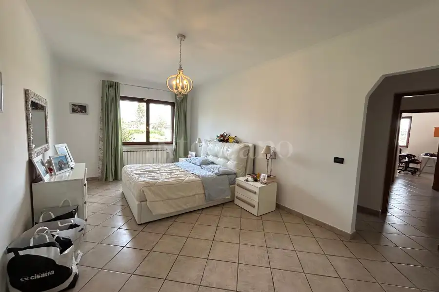 Villa in vendita di 220 mq a €429.000 (rif. 10/2026)