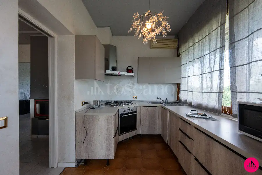 Villa in vendita di 303 mq a €499.000 (rif. 124/2026)