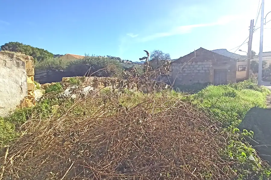 Edificabile Residenziali in vendita di 200 mq a €39.000 (rif. 68/2025)
