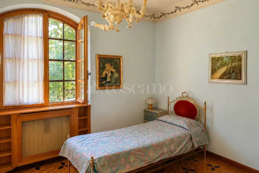 Villa in vendita di 500 mq a €1.100.000 (rif. 22/2026)
