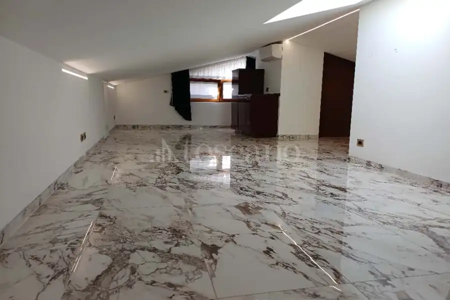 Mansarda in vendita di 60 mq a €114.000 (rif. 39/2025)