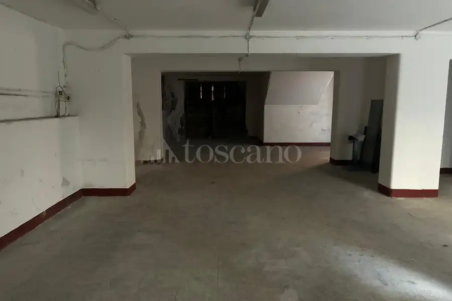 Box in vendita di 79 mq a €59.000 (rif. 5/2026)
