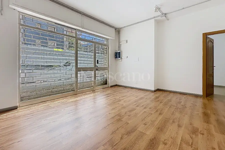 Negozio in vendita di 250 mq a €195.000 (rif. 71/2025)