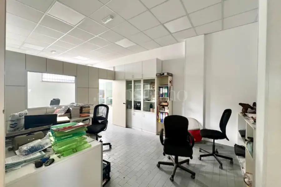 Negozio in vendita di 350 mq a €759.000 (rif. 49/2025)