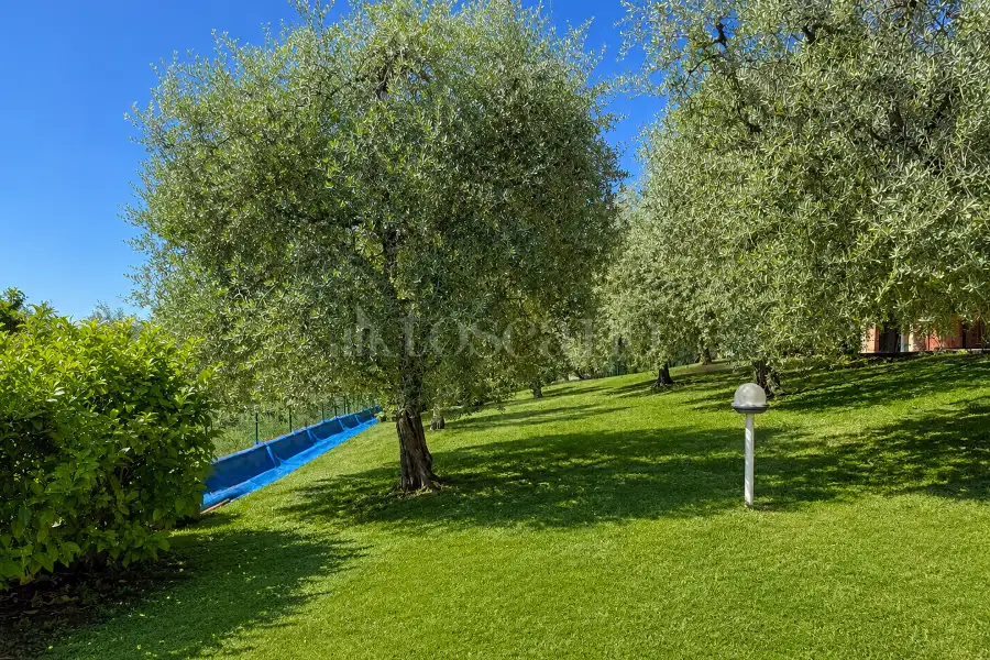 Villa in vendita di 500 mq a €1.100.000 (rif. 22/2026)