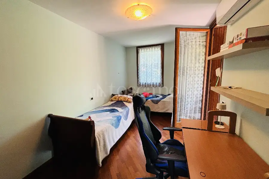 Villa in vendita di 385 mq a €880.000 (rif. 39/2026)
