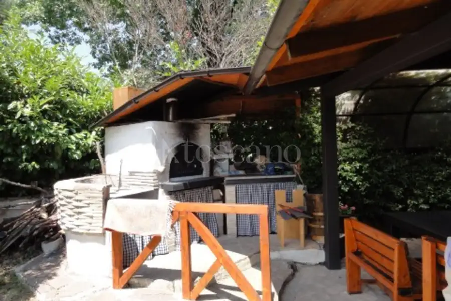 Villa in vendita di 260 mq a €265.000 (rif. 31/2022)