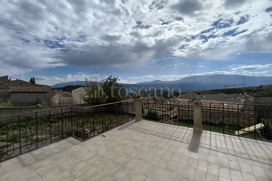 Casa Indipendente in vendita di 200 mq a €115.000 (rif. 36/2026)
