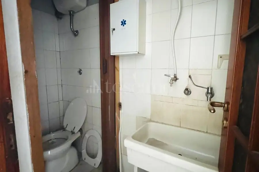 Negozio in affitto di 50 mq a €430 (rif. 46/2026)