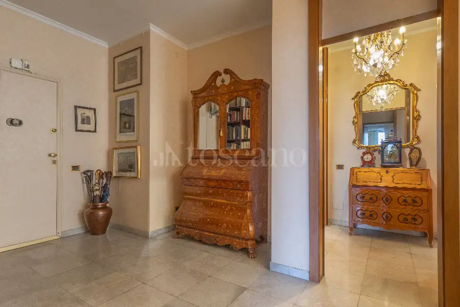Casa in vendita di 230 mq a €1.495.000 (rif. 7/2025)