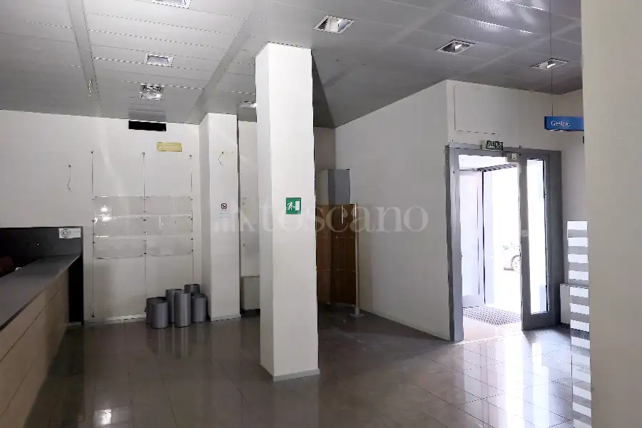 Negozio in affitto di 116 mq a €600 (rif. 7/2026)