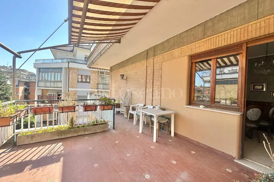 Attico in vendita di 192 mq a €859.000 (rif. 13/2026)