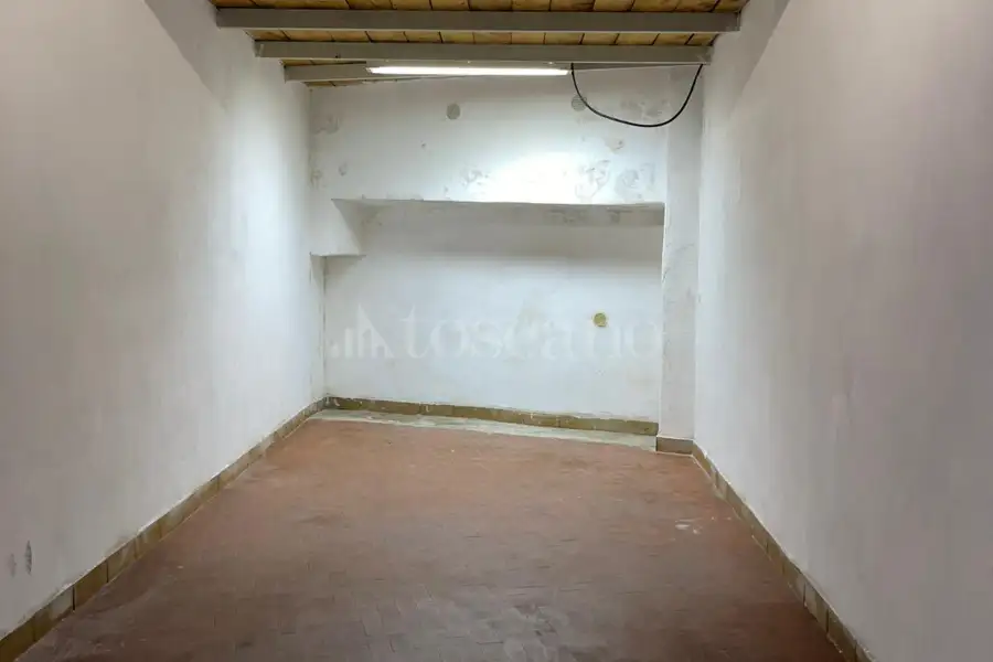Box in vendita di 20 mq a €49.000 (rif. 61/2025)