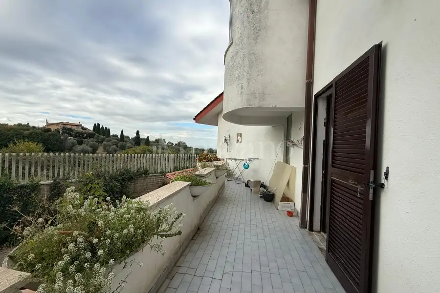 Villa Bifamiliare in vendita di 354 mq a €799.000 (rif. 13/2025)