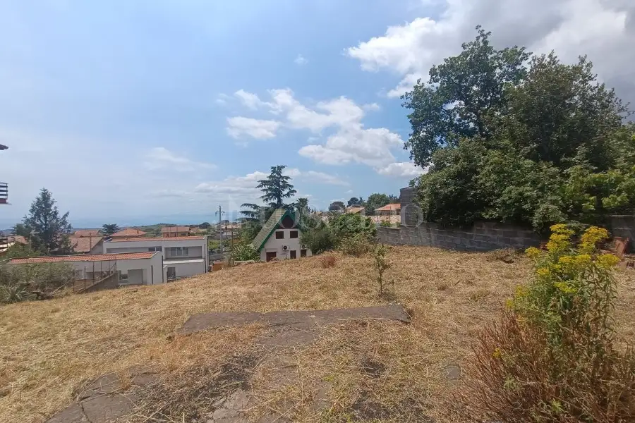 Edificabile Residenziali in vendita di 700 mq a €68.000 (rif. 88/2026)