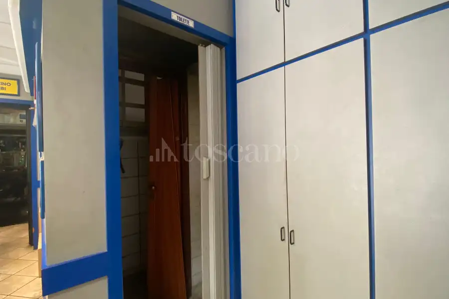 Negozio in vendita di 39 mq a €89.000 (rif. 12/2026)