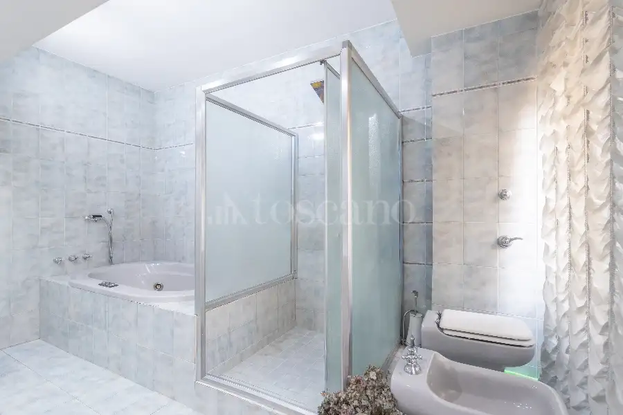Casa in vendita di 140 mq a €945.000 (rif. 15/2026)