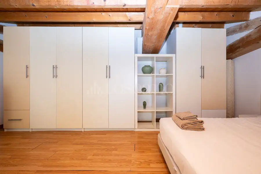 Loft in affitto di 65 mq a €950 (rif. 33/2026)