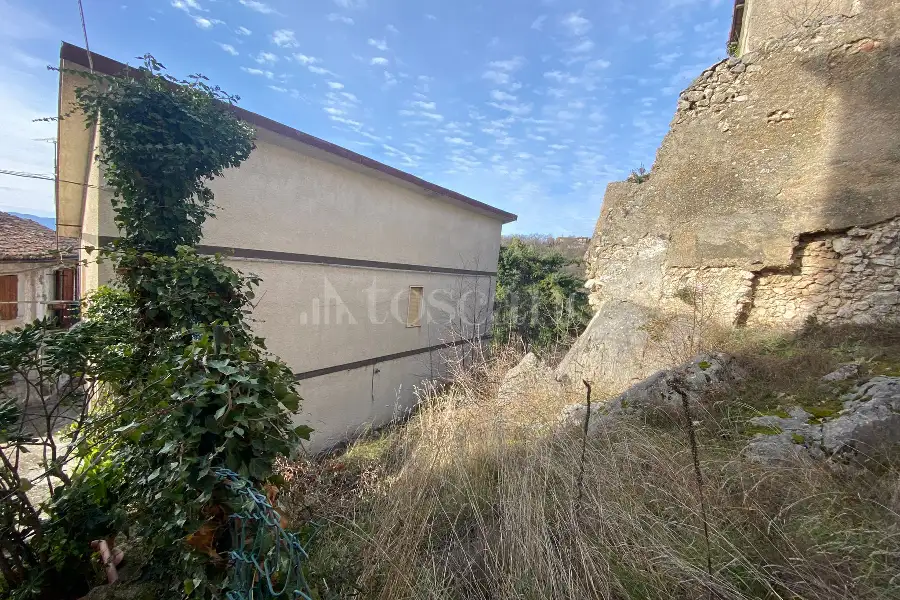 Casa in vendita di 160 mq a €39.000 (rif. 28/2026)