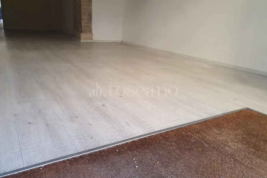 Negozio in affitto di 60 mq a €1.900 (rif. 110/2026)