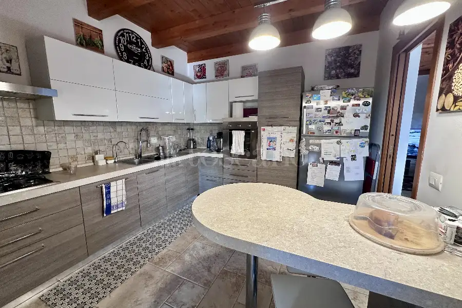 Villa Plurifamiliare in vendita di 130 mq a €345.000 (rif. 83/2026)