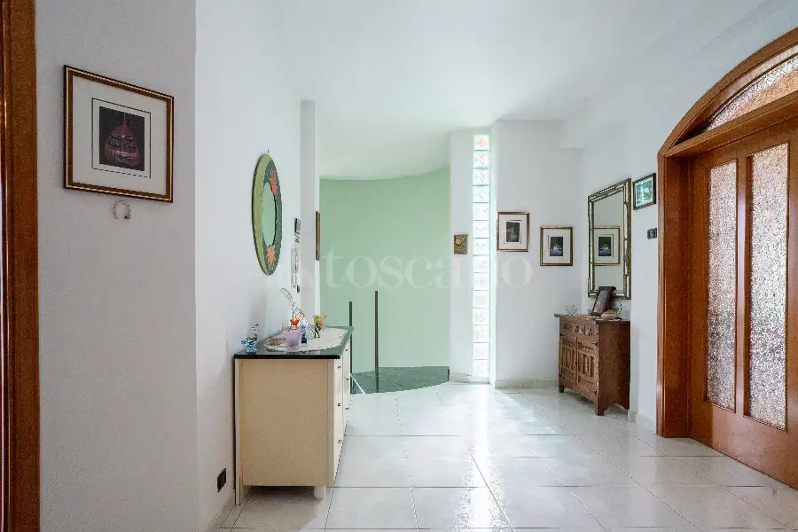 Villa in vendita di 322 mq a €478.000 (rif. 20/2025)