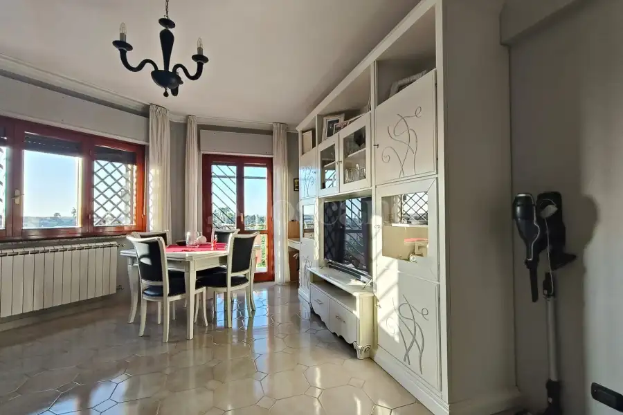 Attico in vendita di 80 mq a €345.000 (rif. 73/2025)